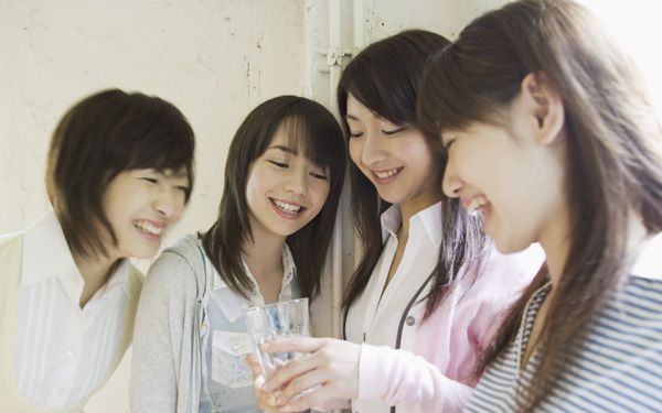 能讓姐妹淘樂意邀請你參加聯誼的六個特徵【下篇】