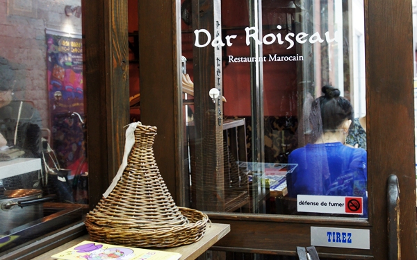 在Dar Roiseau享用薄荷茶跟古斯米料理，渡過異國風的摩洛哥時間