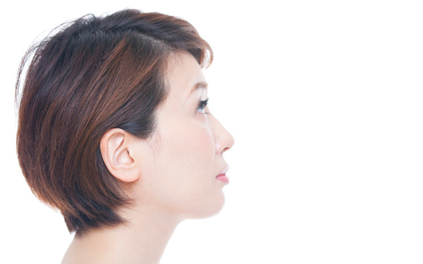 用「貓手」及「AIUEO」來擊退鬆弛與雙下巴!