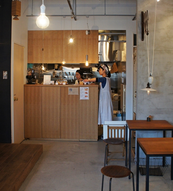 堅持不使用蛋與乳製品，甜點美味、令人心暖的雜貨咖啡廳＠西荻窪 trim