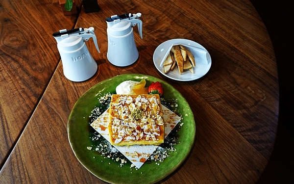 網路限定販賣,使用最上乘土司所做成的法式土司@cafe recette鎌倉