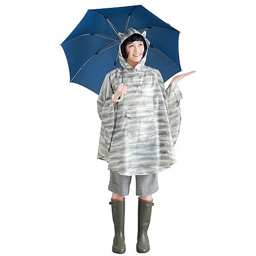 變得期待雨天來臨吧!Felissimo貓部的貓耳連帽雨衣使你化身為超可愛的貓咪!喵♪