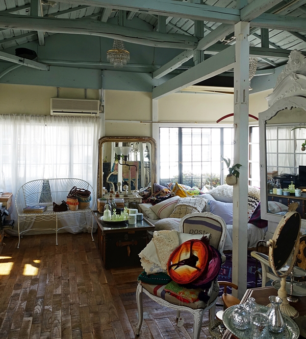 同時品嚐兩種咖啡的特別組合與軟綿綿鬆餅／祐天寺toile de liberte