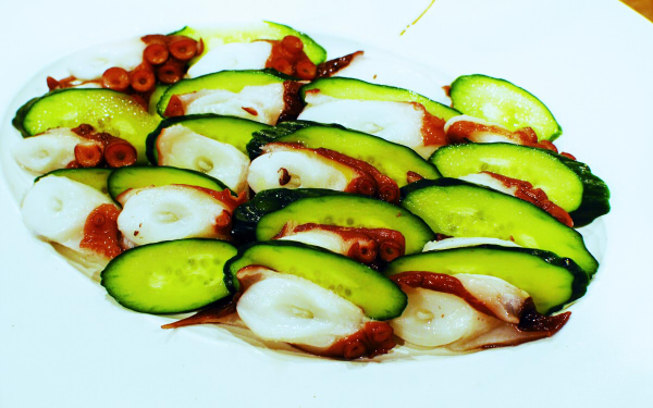 ジメジメした夜にオススメ！ ふたつの食材でできる、ビールに合う簡単サッパリおつまみ！