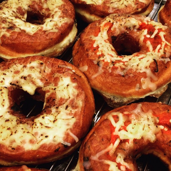 【店鋪限定】又甜又鹹的幸福甜甜圈到來! 紐約來的「DOUGHNUT PLANT」鹹甜圈登場♪