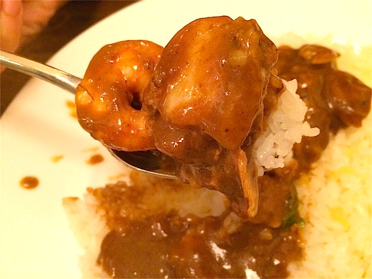 東京自由行必吃的美食!於咖哩的聖地,東京神保町品嘗最頂級的歐風海鮮咖哩。咖哩專賣店~神保町・CAVIAL