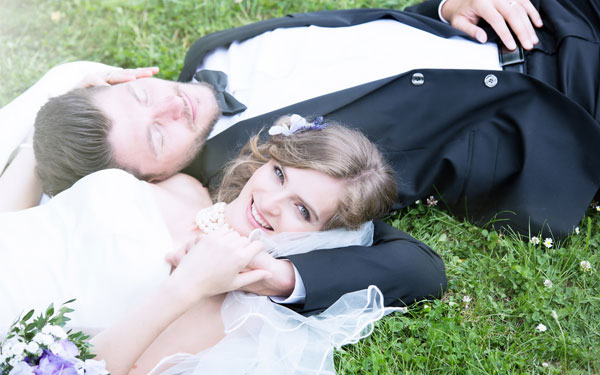 引誘遲遲下不定決心結婚的他向妳求婚【下集】
