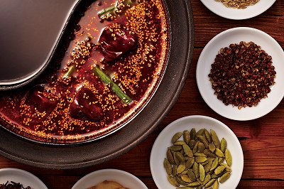 【日本美食】吃到飽!溫野菜涮涮鍋店推出『夏鍋』,激辛・鹹檸檬・壽喜涮涮鍋、還有香菜無限享用!