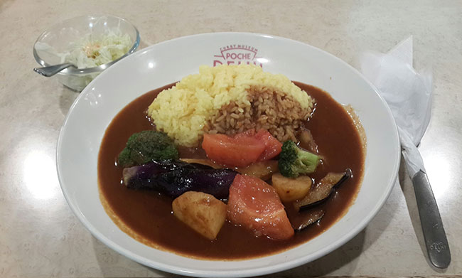 藏在地下室的咖哩飯----ポッシュデリー咖哩專門店