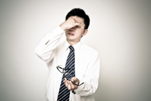 老眼・近視の視力回復は目薬でもできるって本当!?