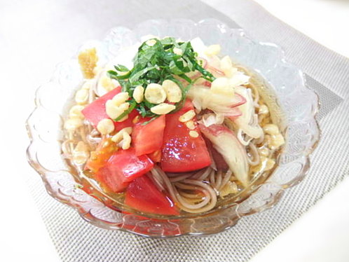 【食譜】清爽大人的味道「涼拌番茄紫蘇蕎麥麵」!!!