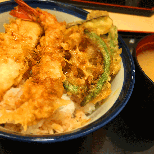 每月18號,不能不去這間店‧炸天婦羅蓋飯專門店 天丼てんや
