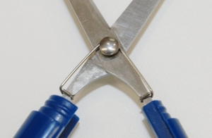 サンスター文具『スティッキールはさみ』ヒットの理由