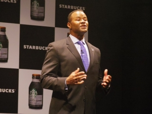 瓶裝飲料也能喝到星巴克!「星巴克黑咖啡 派克市場烘焙」令人驚嘆的完成度。
