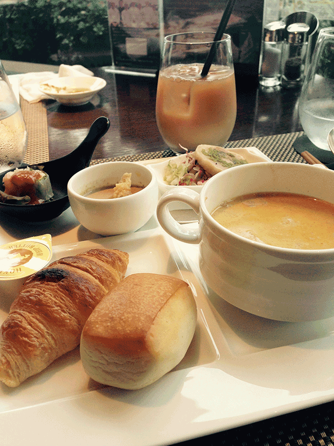 日本的吃到飽料理!Intercontinental Tokyo Bay 飯店Chef's Live Kitchen 不一樣唷!