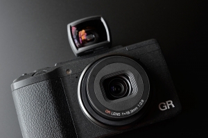 進化的重點 "遠端操作"!RICOH『GR II』的實力驗證