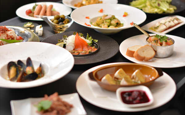 今話題の「相席屋」って実際どうなの？　アラサー女子が潜入体験レポート