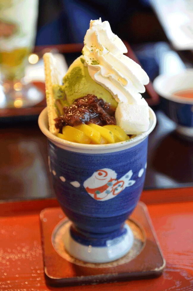 京都的抹茶冰淇淋甜点