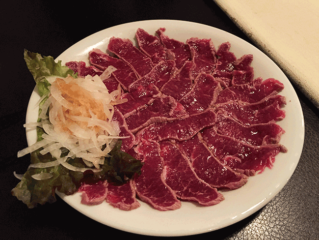 沒有腥味只有異國風味 東京羊肉專賣店正流行