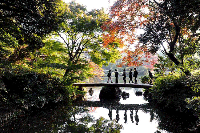 六義園