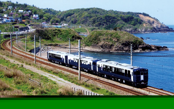 豐收之秋,來趟成熟內斂的觀光列車「越乃Shu*Kura」之旅