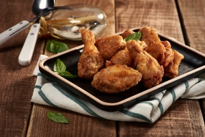 ビールと相性抜群の新食感!フライドチキン専門店『Kyochon』が日本上陸