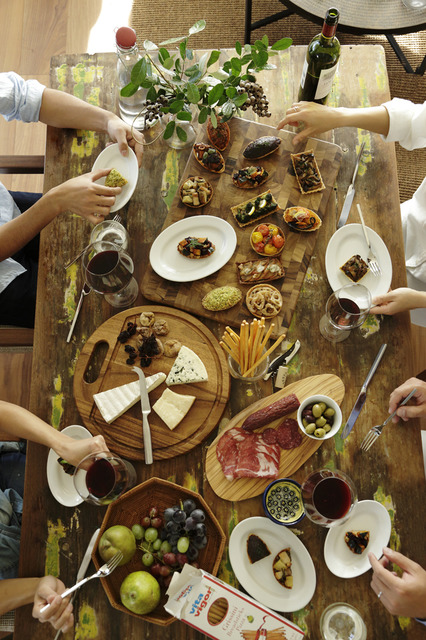 日本初となるセイボリー(甘くない食事用)タルトの専門店「What a Tart!」がオープン