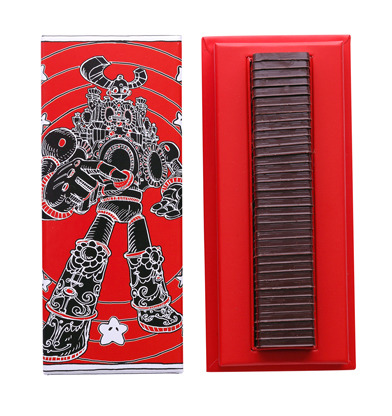 靈感源自日本機器人動畫的「CARRE CHOCOLAT NOIR」