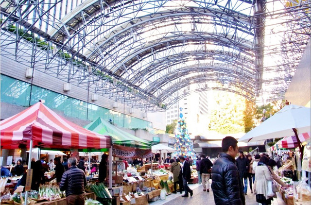 在每週六日舉辦的「HILLS市集」