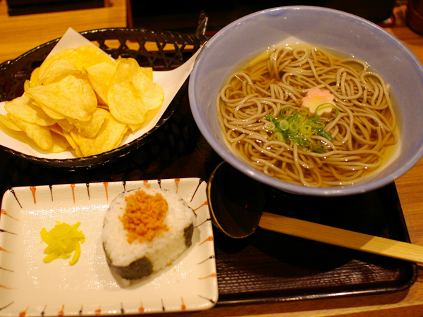洋芋片蕎麥麵