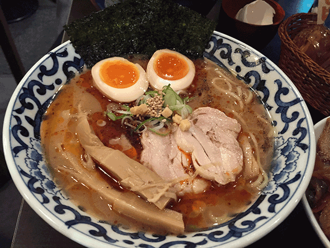 【東京車站新發現】超人氣拉麵名店「斑鳩」排隊試吃文