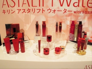 アスタリフトとキリンビバレッジが共同開発した、毎日ごくごく飲める美容系飲料「キリン アスタリフト ウォーター」