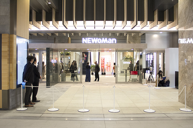 3月25日オープンした新宿新南口に開業する商業施設・ニュウマン(NEWoMan)
