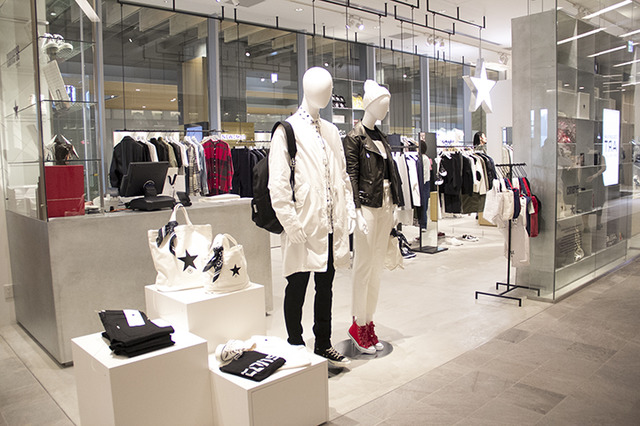 3月25日オープンした新宿新南口に開業する商業施設・ニュウマン（NEWoMan）