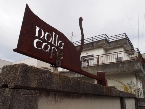 來富山貓咖啡館「nolla café」,尋找一隻穿「白襪子」的看板貓