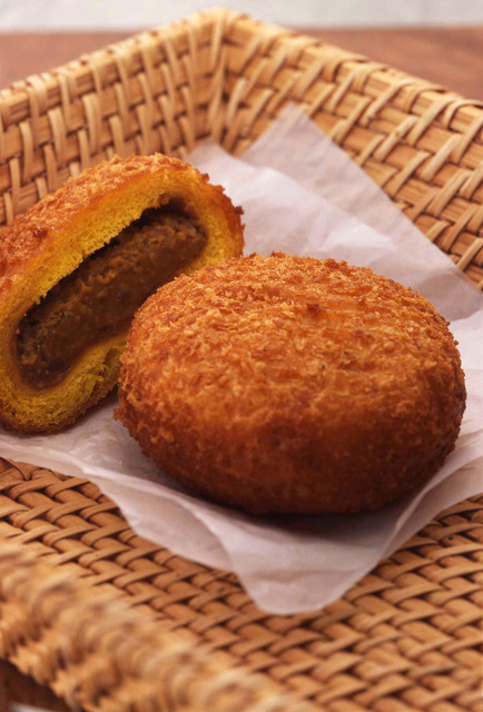 代官山 Chez Lui的「代官山咖哩麵包」