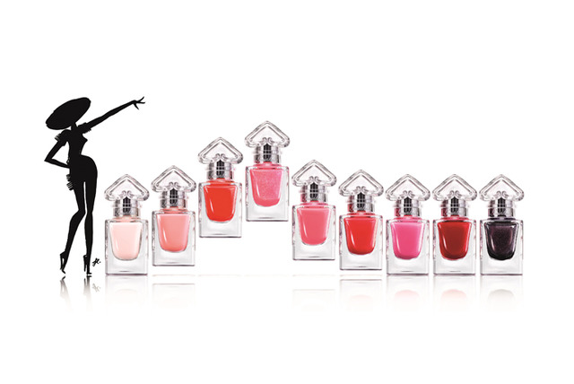 Le Petit Robe Noire Nail(各3,000日圓)