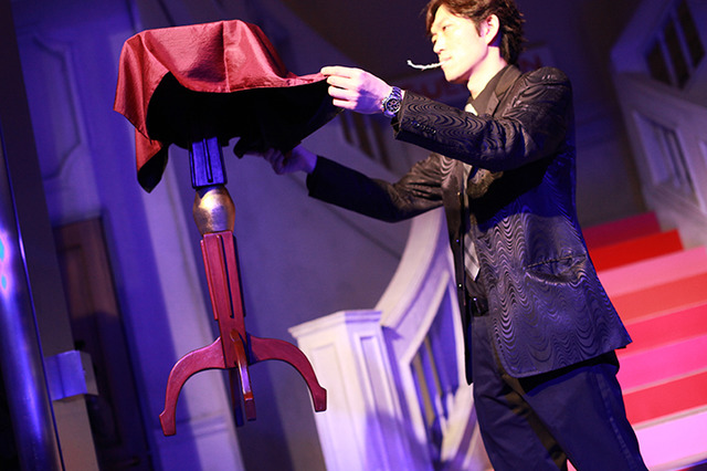 Le Petit Robe Noire Room Party的様子