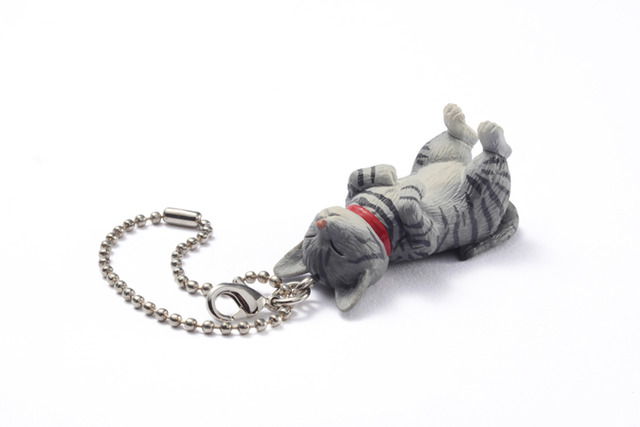 猫の“レタス”と“キャベツ”をモチーフにした限定チャリティーグッズ(各税込300円)