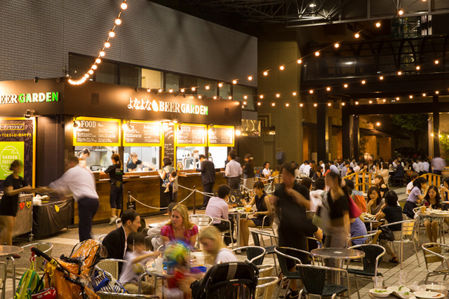 能夠以“生啤酒”的方式享用所有YO-HO BREWING的人氣精釀啤酒之啤酒花園「YONA YONA BEER GARDEN in ARK Hills」在ARK Hills舉行