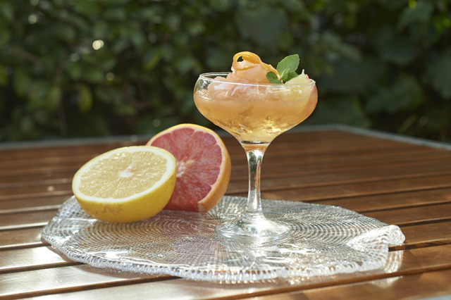 「葡萄柚與蜂蜜之法式冰沙」