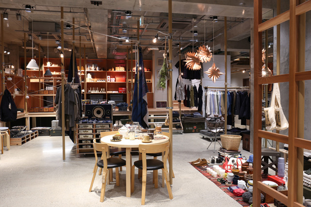 古老美好原創古董物品與全新物品比鄰並排展示的概念店・NOMADIC LIFE MARKET開幕