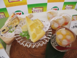 しっとり☆パインケーキ、さっぱりフルーツポンチゼリー