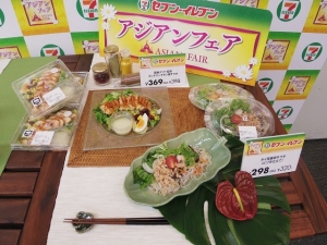 暑い夏に楽しみたいセブン-イレブンの『アジアンフェア』おすすめフード&スイーツ