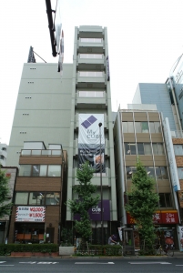 のっぽビルなホテル外観