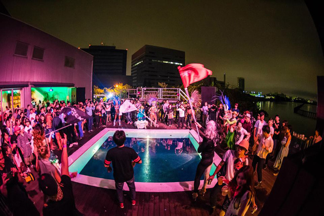 每年慣例,MAISON KITSUNE的夏季派對於東京、大阪舉行!並贈送限量獨家周邊