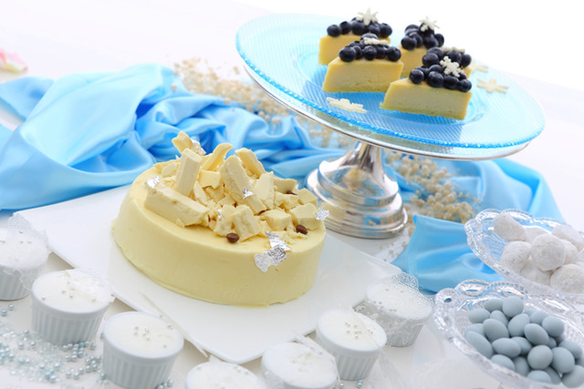 用可愛的甜點來表現出童話世界的「Fantasy Dessert Buffet ～3座城堡的故事～」將在Hilton大阪的法式餐酒館・CHECKERS舉行