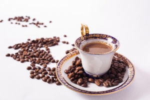 咖啡可以幫助入睡?日本教授告訴你漫長秋夜好好眠3撇步