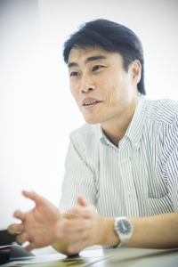 明治 菓子商品開発部 開発1グループ長 宇都宮洋之さん