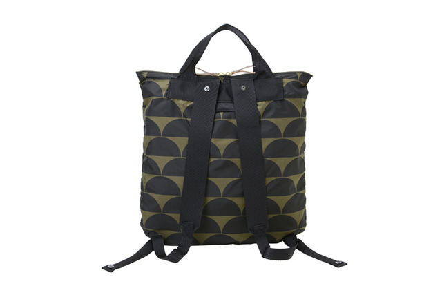 「2WAY TOTE BAG」(3萬5,000日圓)